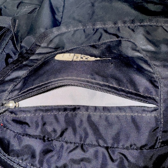 The North Face Black Backpack for Men - Picture 8 of 16